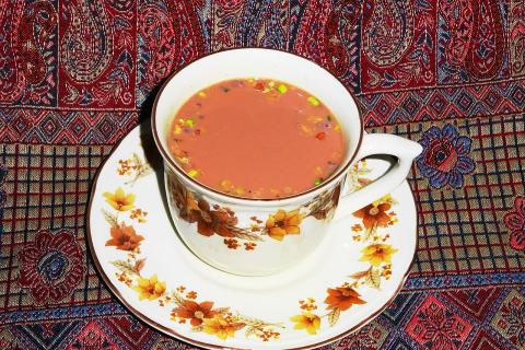Kashmiri chai in a cup